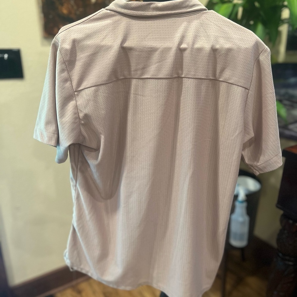 VINTAGE button down size medium - Picture 4 of 5